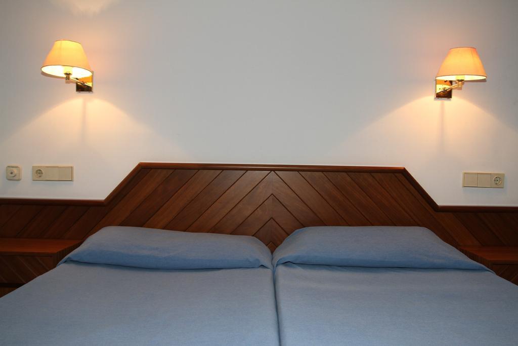 Apartamentos Marina Port de Pollenca Room photo